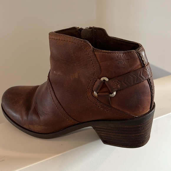 TEVA-BROWN LEATHER ANKLE BOOTS - Picture 7 of 14